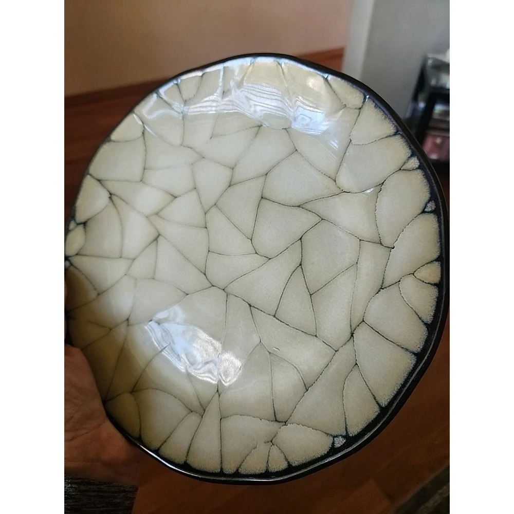 Jaclyn‎ Smith Stoneware Crackle Finish 8.75